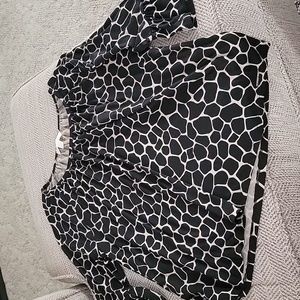 NWOT, never worn lightweight top, black and tan print